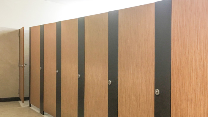 學(xué)校公共衛(wèi)生間隔斷